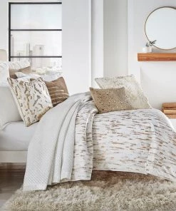 Cloud9d BEDDING Arian White Velvet Duvet Cover (2 Sizes)