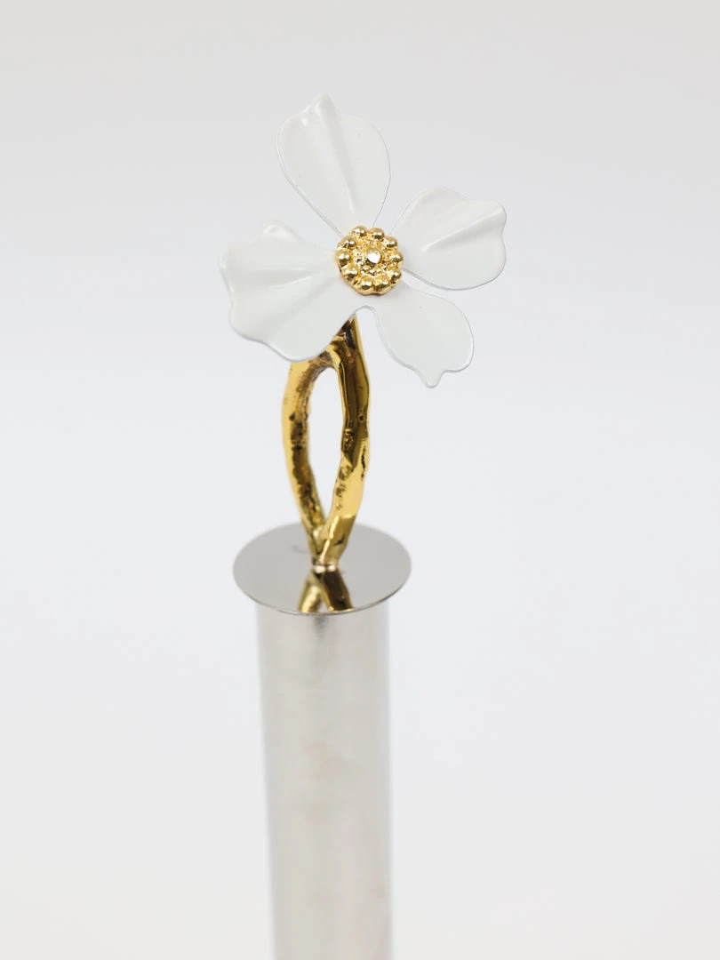 Inspire Me! Home Decor Gold Paper Towel Holder With White Jeweled Flower Details 5 Inspire Me! Home Decor Gold Paper Towel Holder With White Jeweled Flower Details