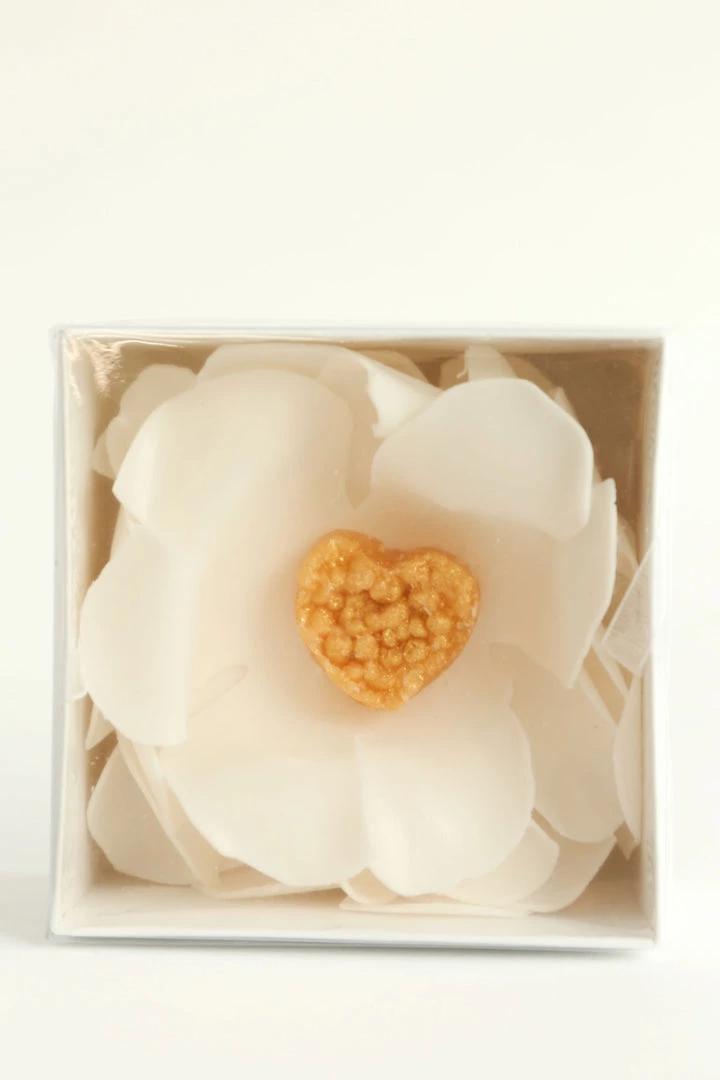 Inspire Me! Home Decor Gold Heart Flower Soap 4 Inspire Me! Home Decor Gold Heart Flower Soap