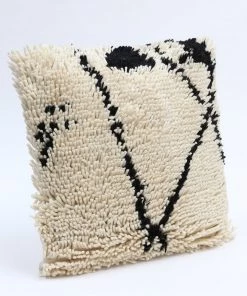 Inspire Me! Home Decor Black And Cream Woven Wool Shag Pillow PILLOWS, RUGS, & THROWS