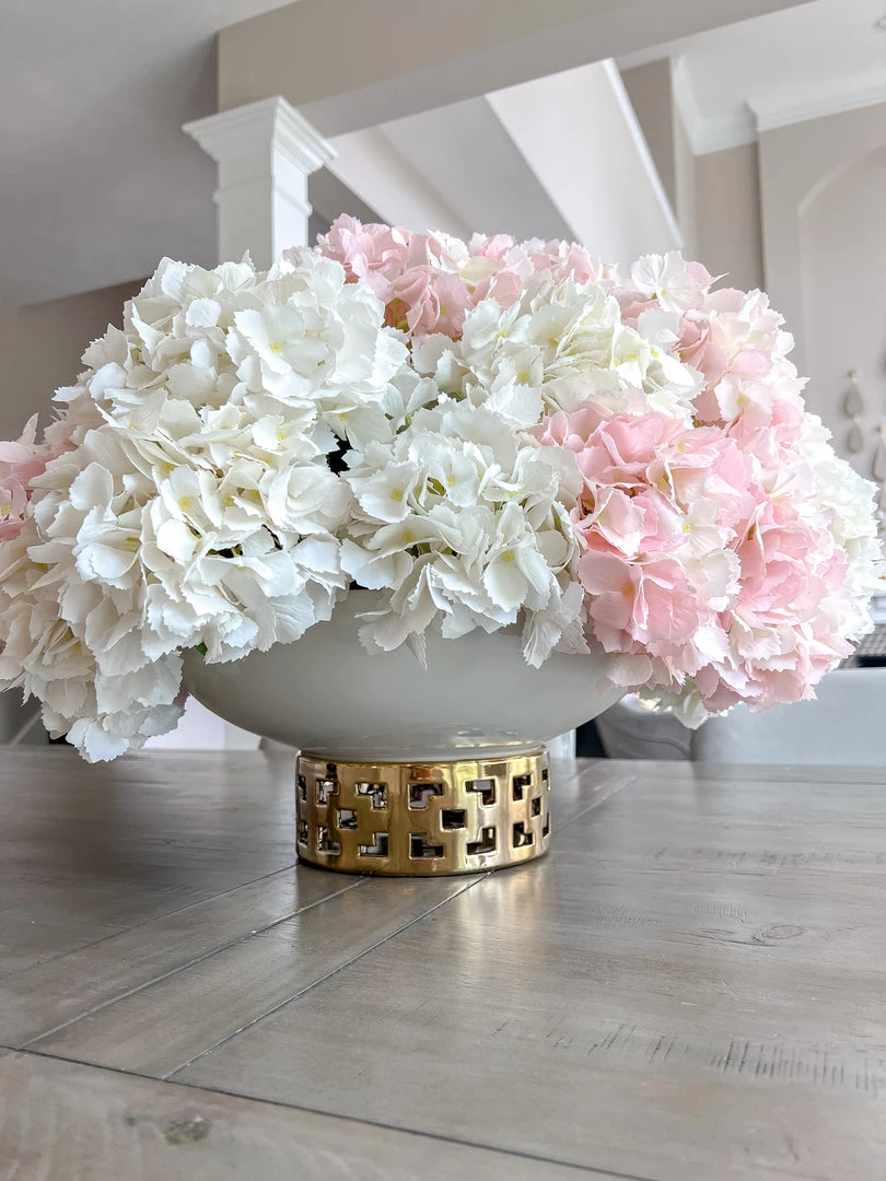 Inspire Me! Home Decor Extra Large White Ceramic Bowl With Gold Cutout Detail 5 Inspire Me! Home Decor Extra Large White Ceramic Bowl With Gold Cutout Detail