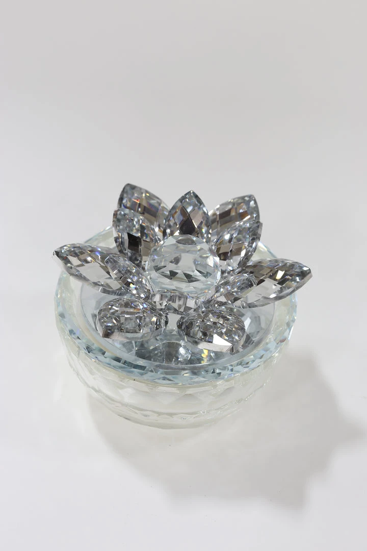 Inspire Me! Home Decor Crystal Lotus Top Candle (2 Colors) 7 Inspire Me! Home Decor Crystal Lotus Top Candle (2 Colors)