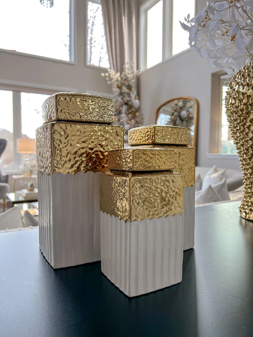 Inspire Me! Home Decor White Hammered Jar With Gold Border & Lid (3 Sizes) 5 Inspire Me! Home Decor White Hammered Jar With Gold Border & Lid (3 Sizes)