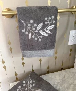 Inspire Me! Home Decor BATHROOM Granite Towel With Leaf & Vine Pattern (3 Sizes)