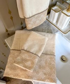 Inspire Me! Home Decor Decorative Shell Towel (2 Colors, 3 Styles)