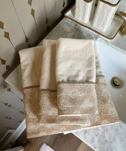 Inspire Me! Home Decor Decorative Shell Towel (2 Colors, 3 Styles)