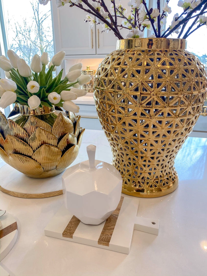 Inspire Me! Home Decor White Geometric Apple 4 Inspire Me! Home Decor White Geometric Apple