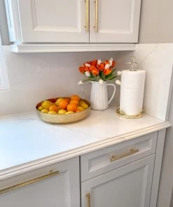 Inspire Me! Home Decor Gold Leaf Detailed Paper Towel Holder